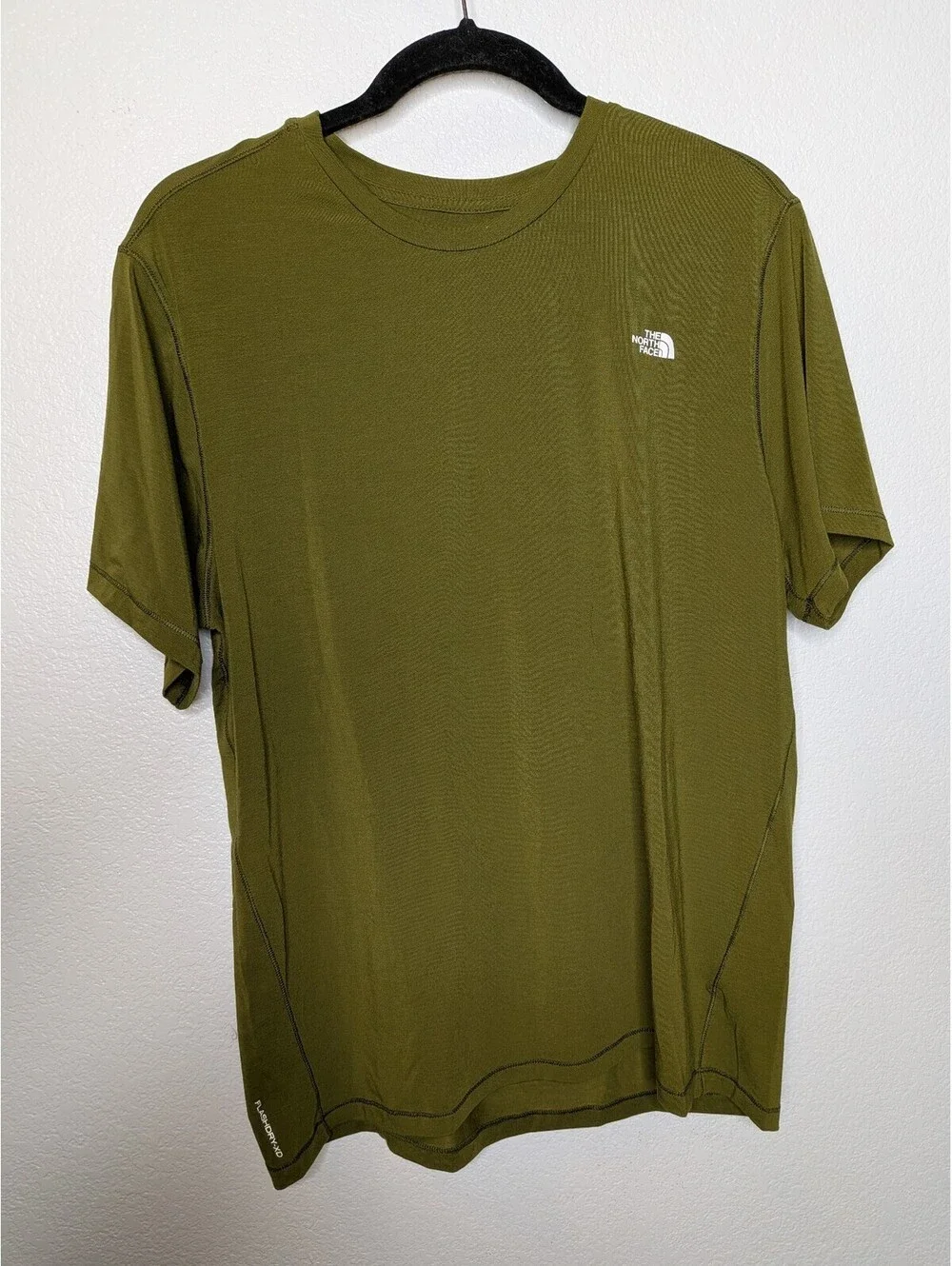 The North Face FlashDry-XD Men’s Olive Green Performance T-Shirt Size L